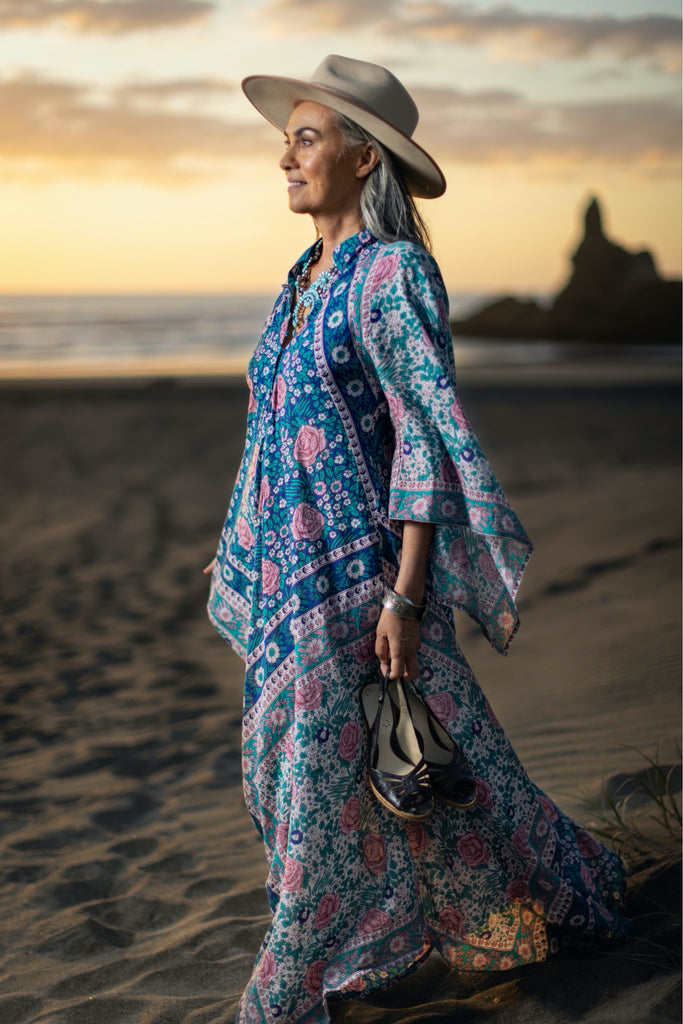 bed of roses kaftan with pockets 