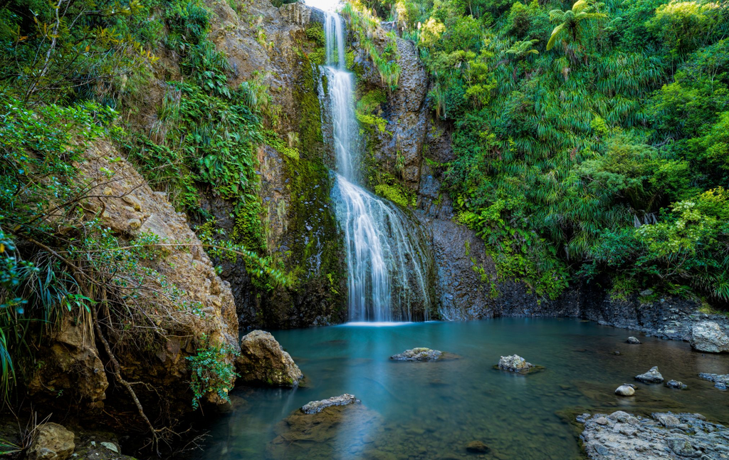 kit kite falls pica, waterfall